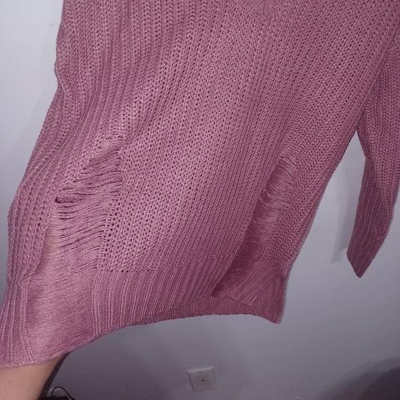 Mauve Trendy Distressed Sweater - W Sz Medium - Picture 2 of 8